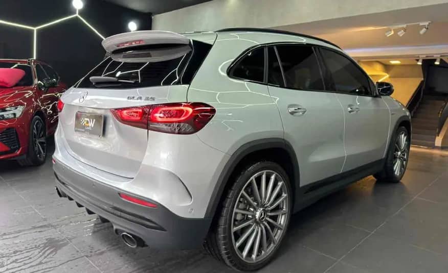 MERCEDES- BENZ GLA 35 AMG