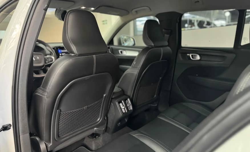VOLVO XC 40