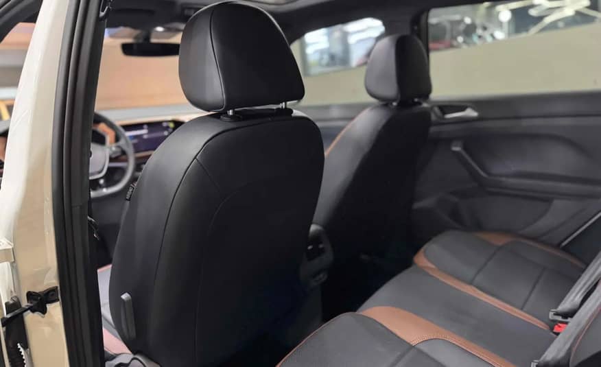 VOLKKWAGEN T-CROSS