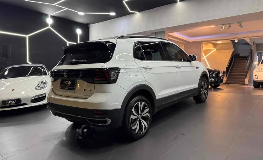 VOLKKWAGEN T-CROSS
