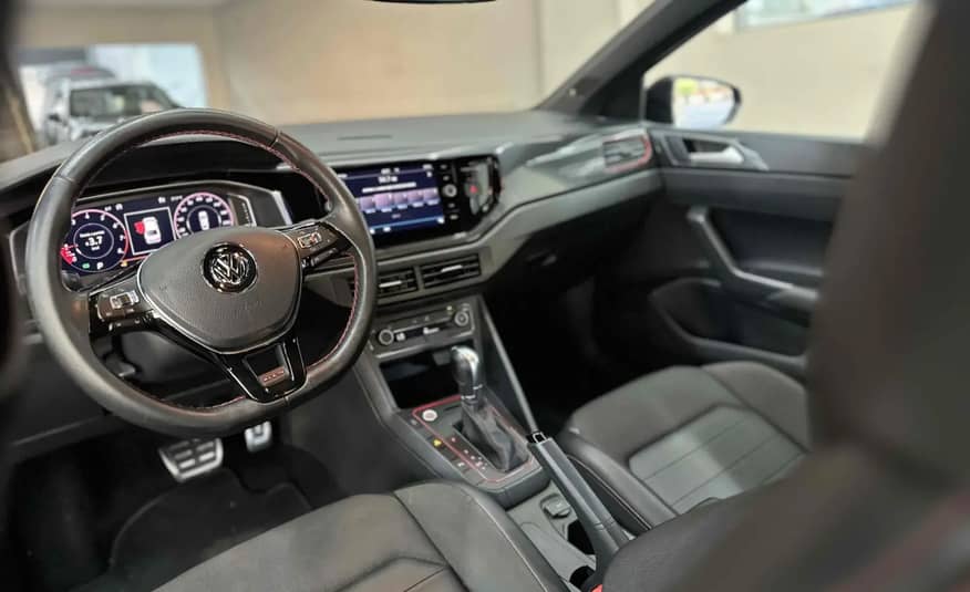 VOLKSWAGEN VIRTUS