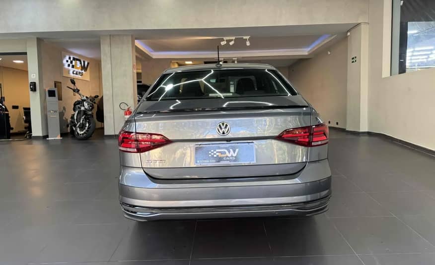 VOLKSWAGEN VIRTUS