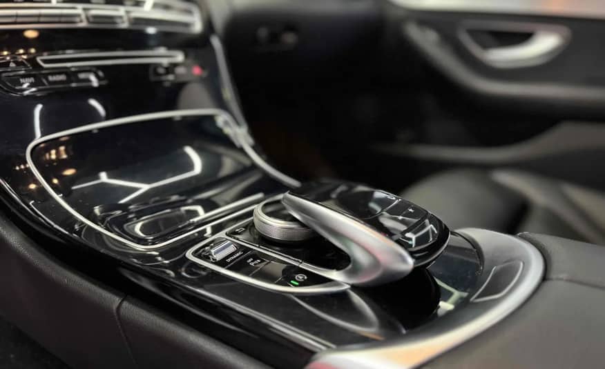 MERCEDES BENZ C250