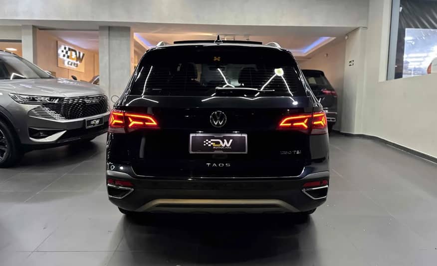 VOLSKWAGEN TAOS