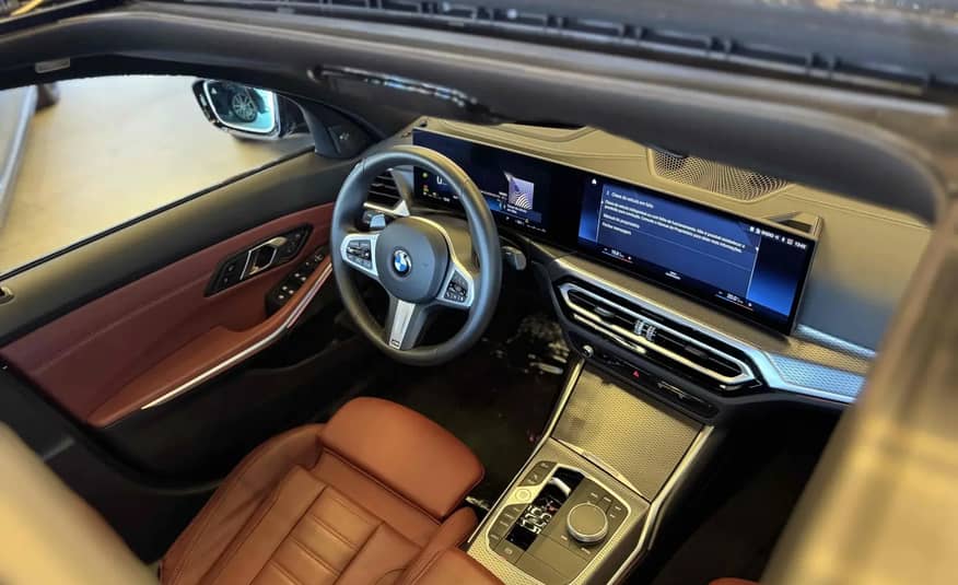 BMW 320I