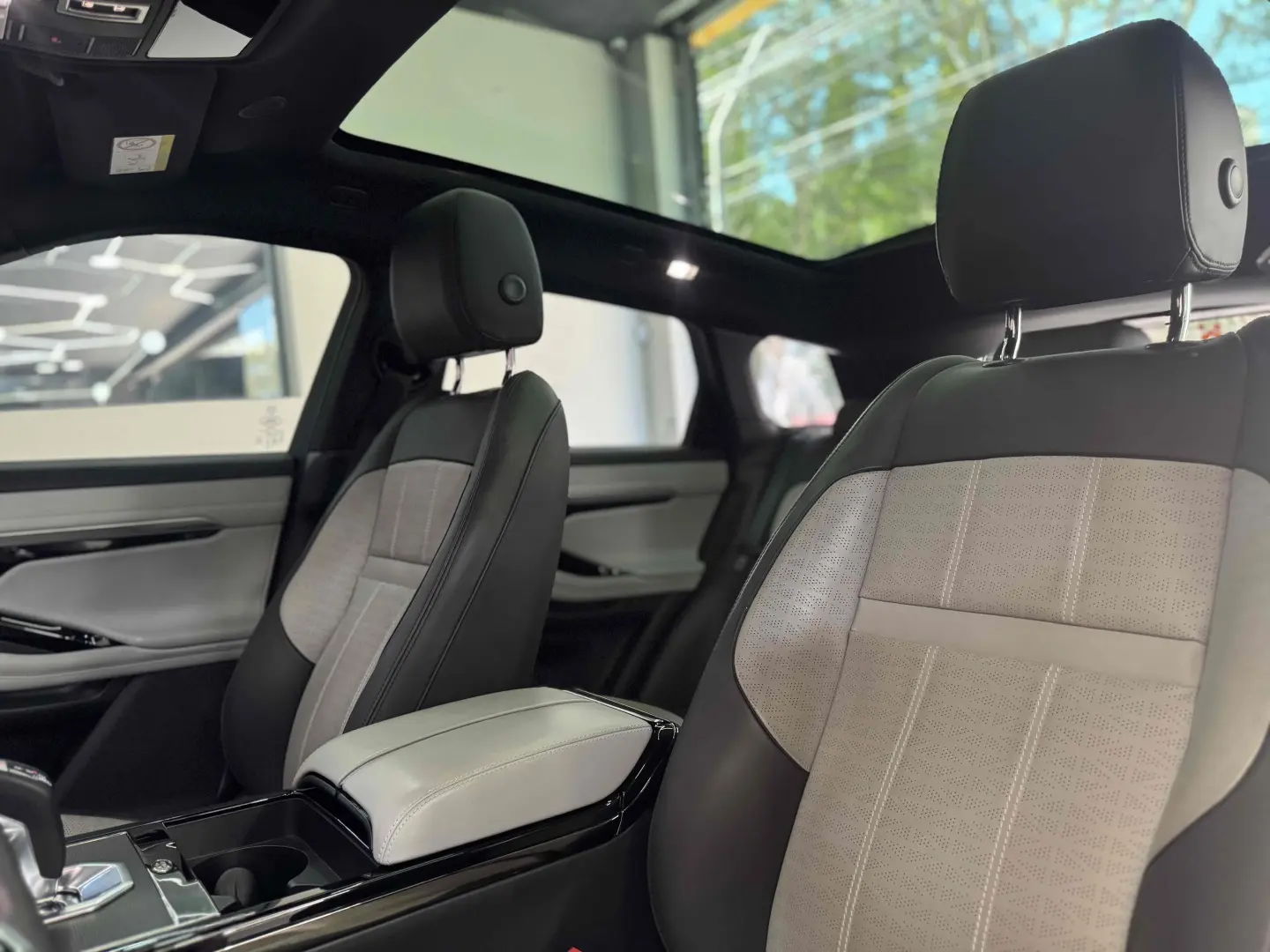 LR RANGE ROVER EVOQUE