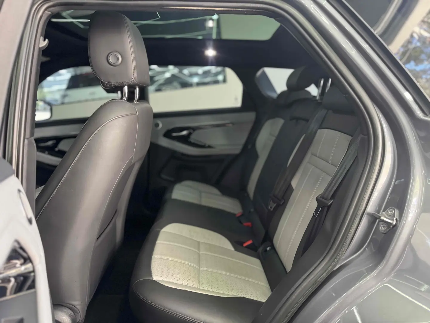 LR RANGE ROVER EVOQUE
