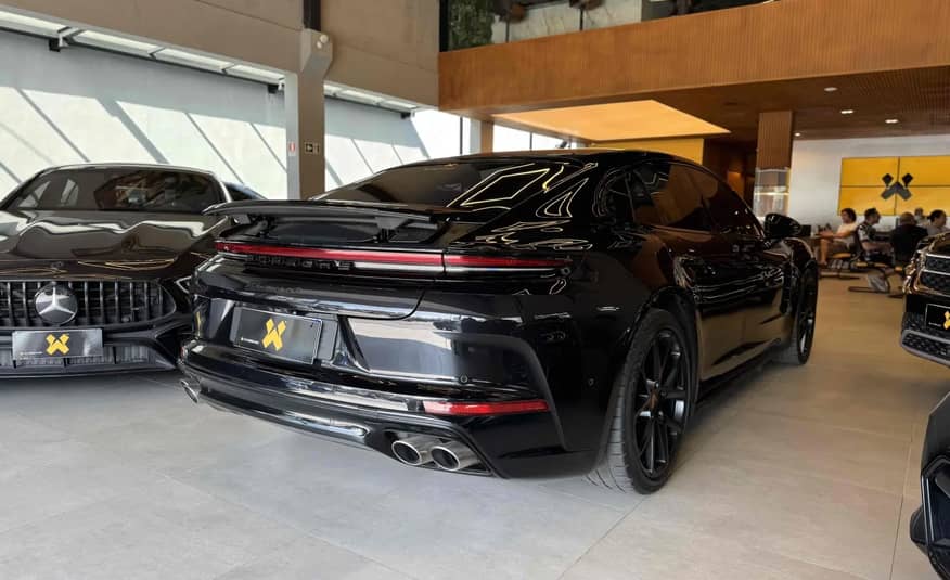PORSCHE PANAMERA