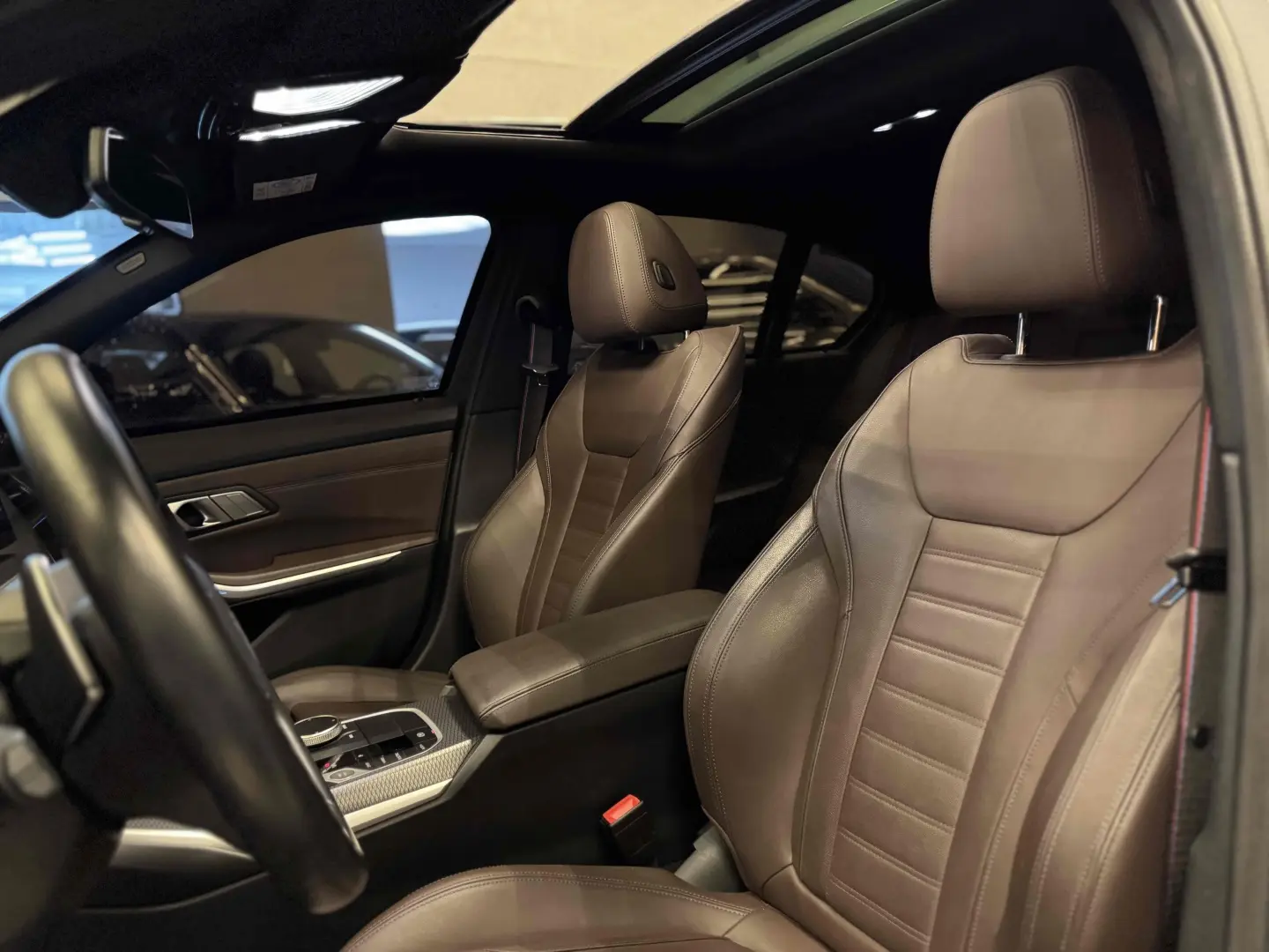 BMW 330E