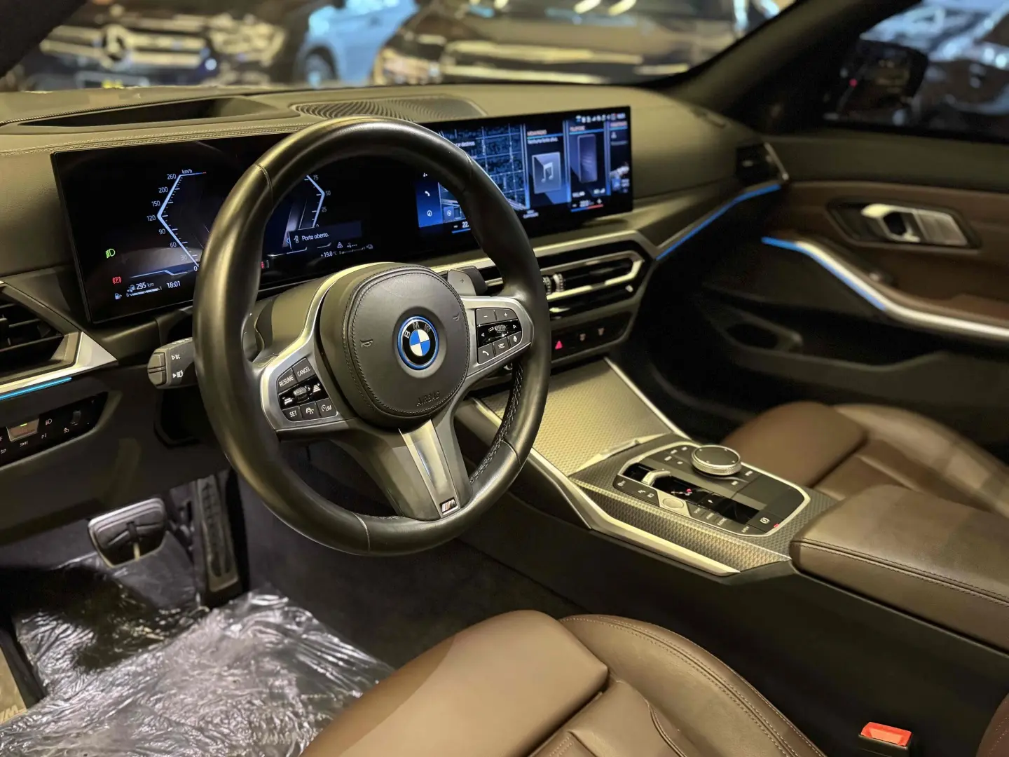 BMW 330E