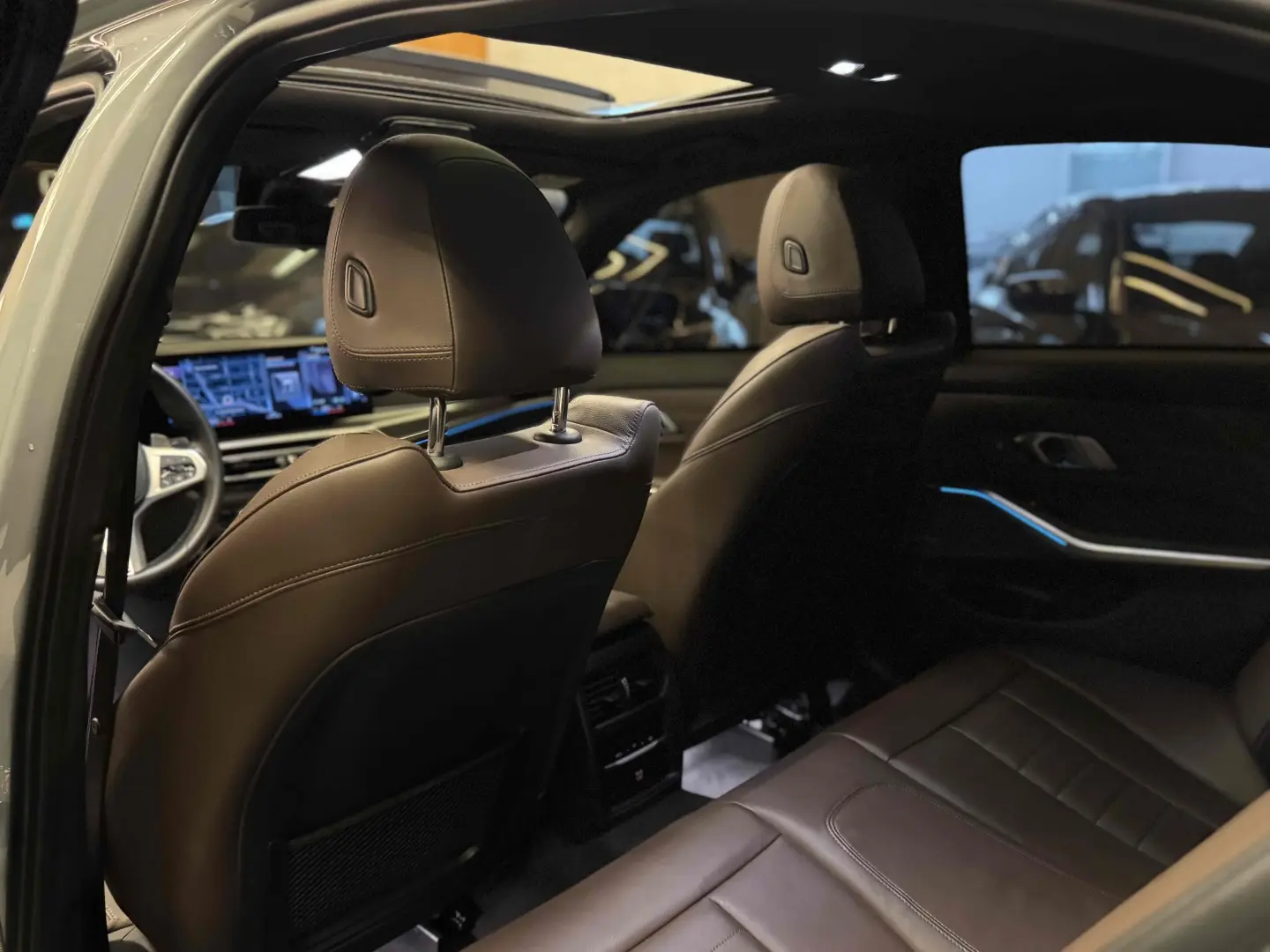 BMW 330E