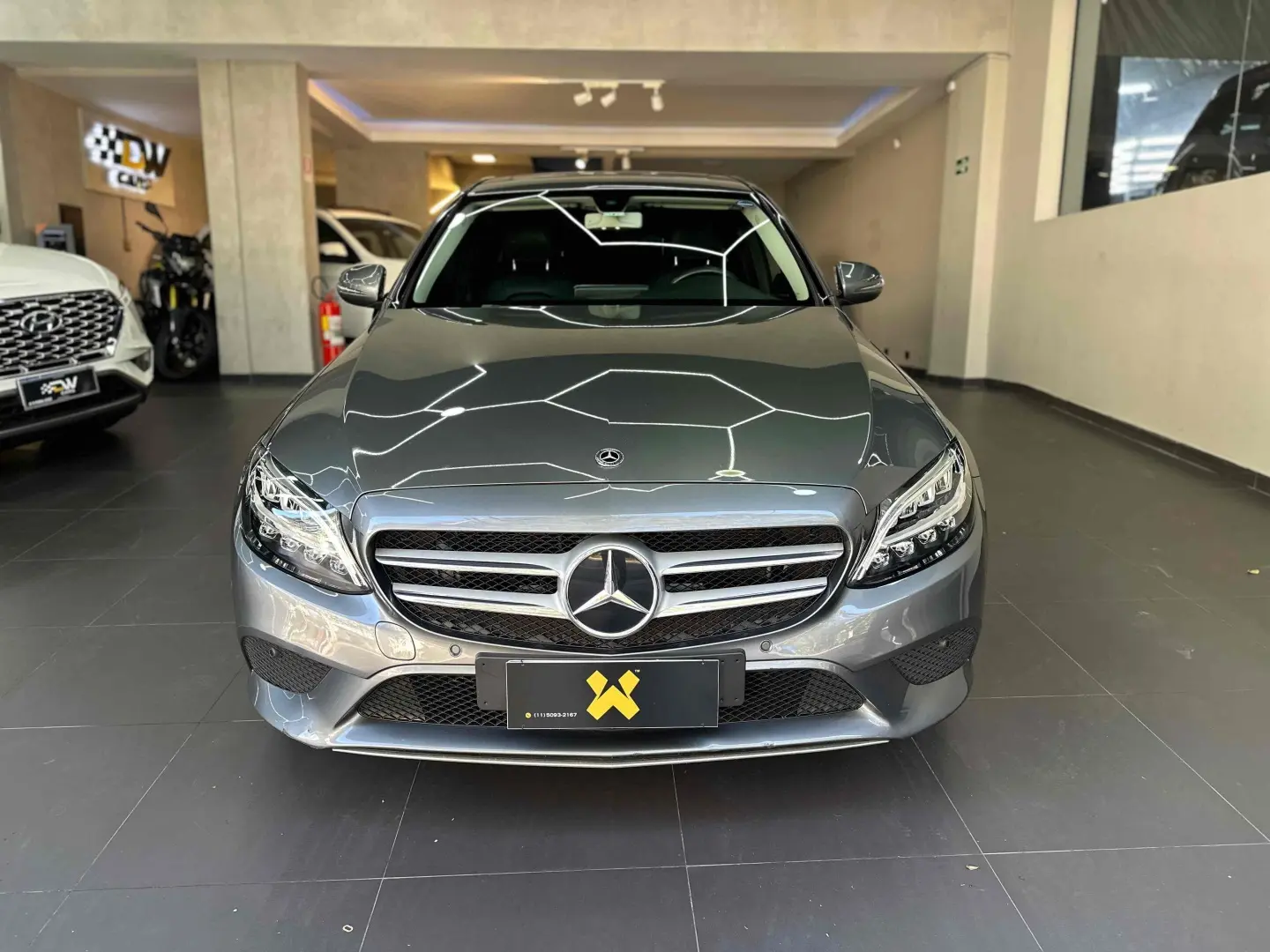 MERCEDES BENZ C200