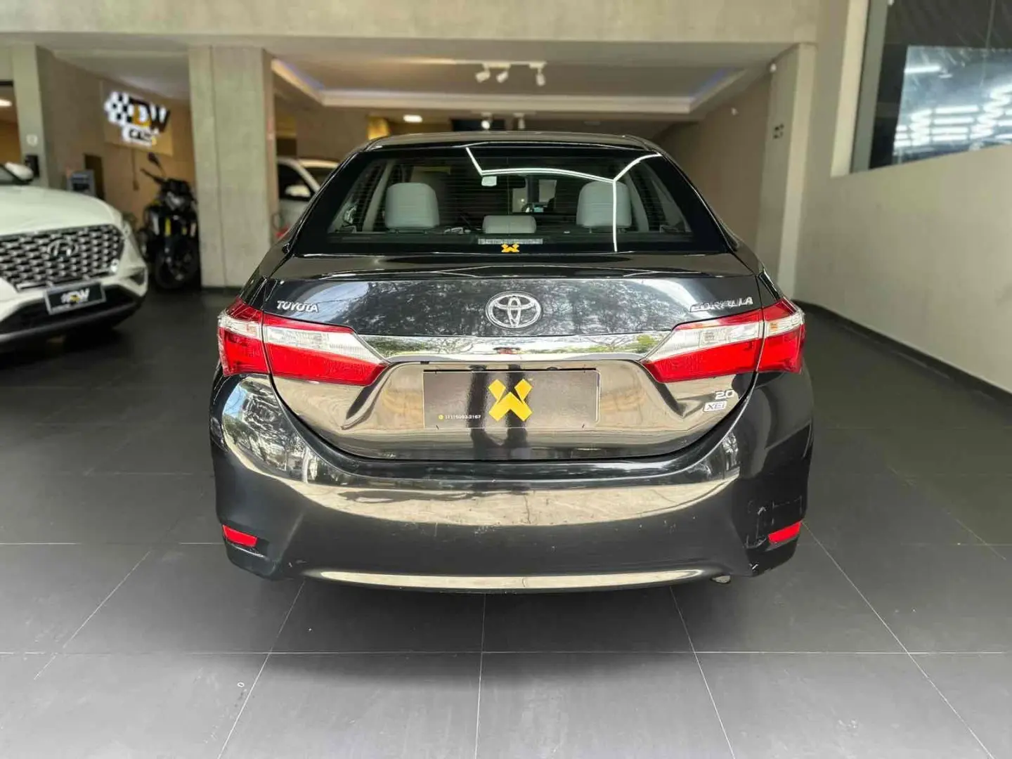 TOYOTA COROLLA