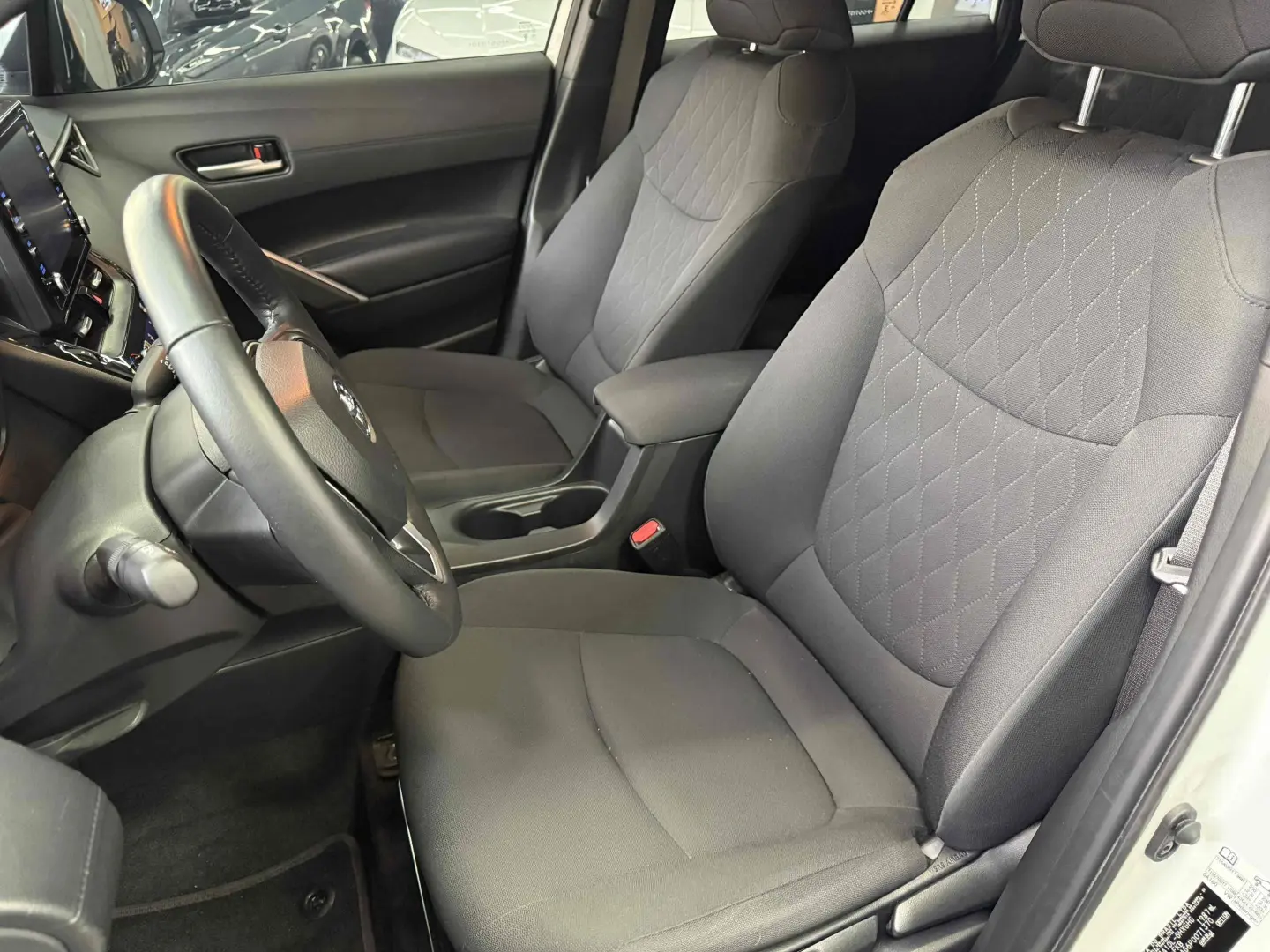 TOYOTA COROLLA CROSS