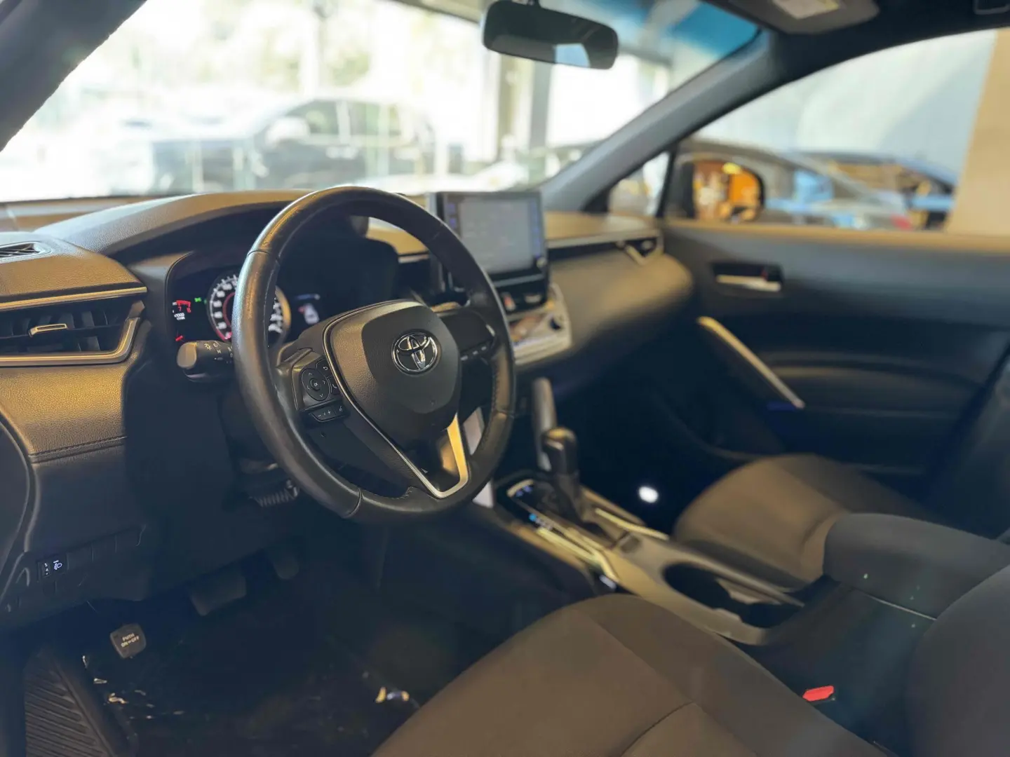TOYOTA COROLLA CROSS