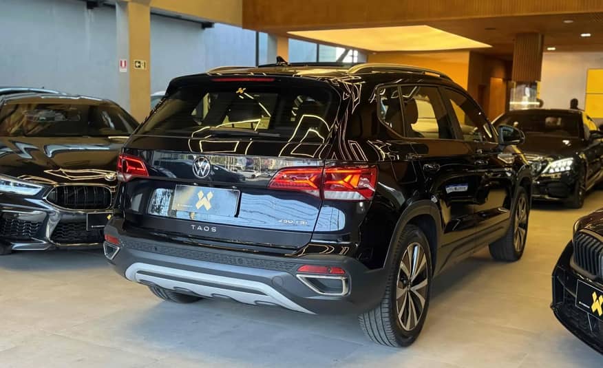 VOLKSWAGEN TAOS
