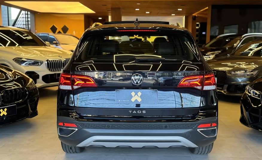 VOLKSWAGEN TAOS