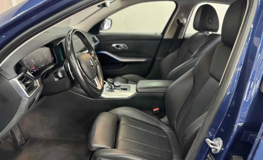 BMW 320I