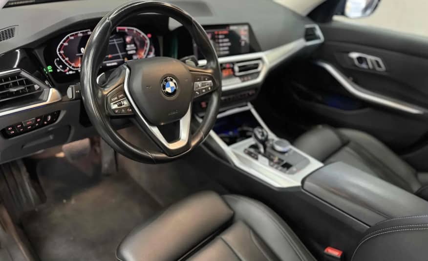 BMW 320I