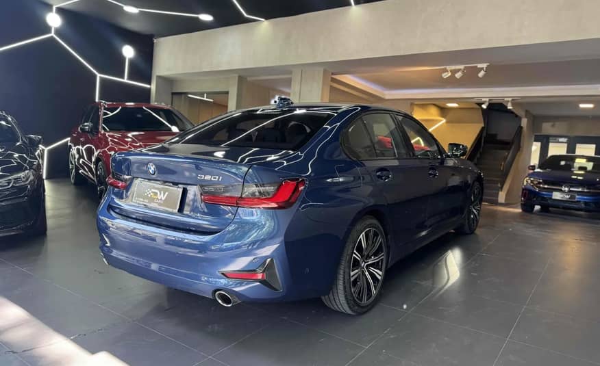 BMW 320I