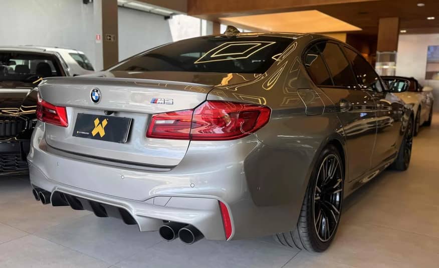BMW M5
