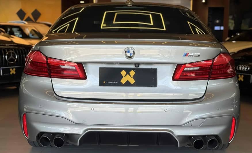 BMW M5