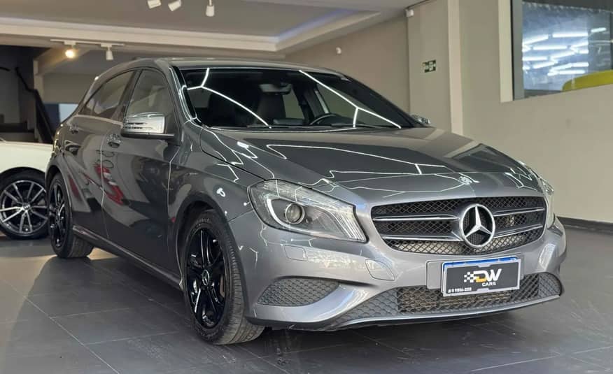 MERCEDES BENZ A200