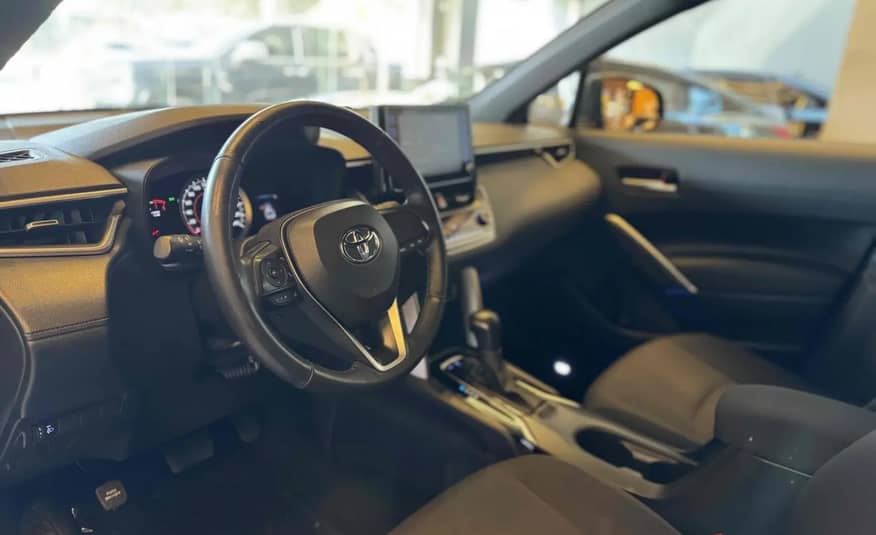 TOYOTA COROLLA CROSS