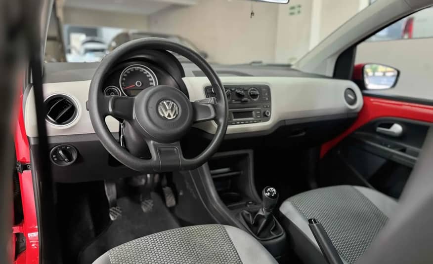 VOLKSWAGEN UP