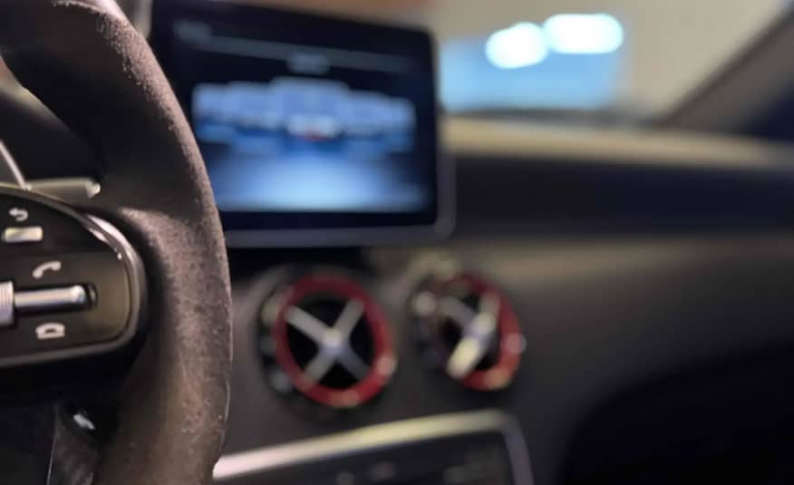 MERCEDES-BENZ A 250