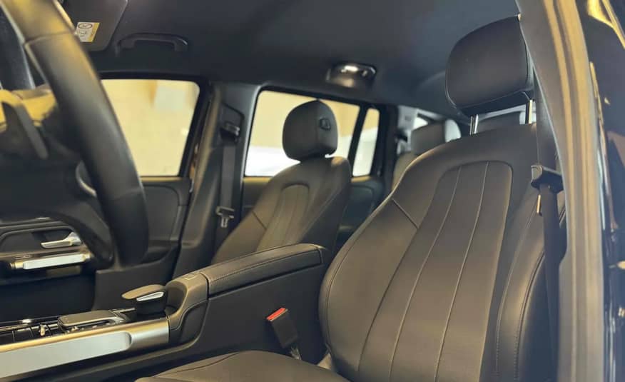 MERCEDES-BENZ GLB 200