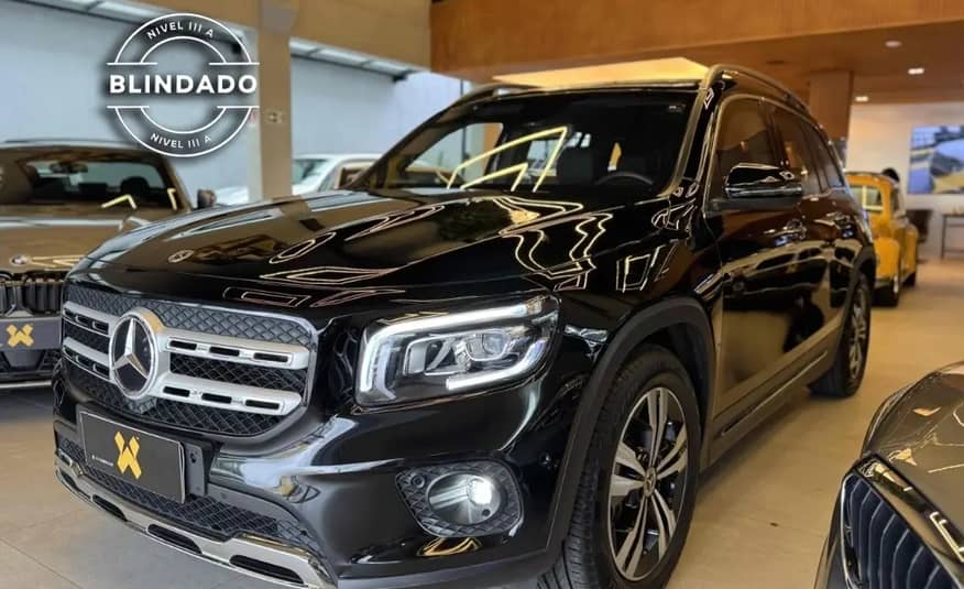 MERCEDES-BENZ GLB 200