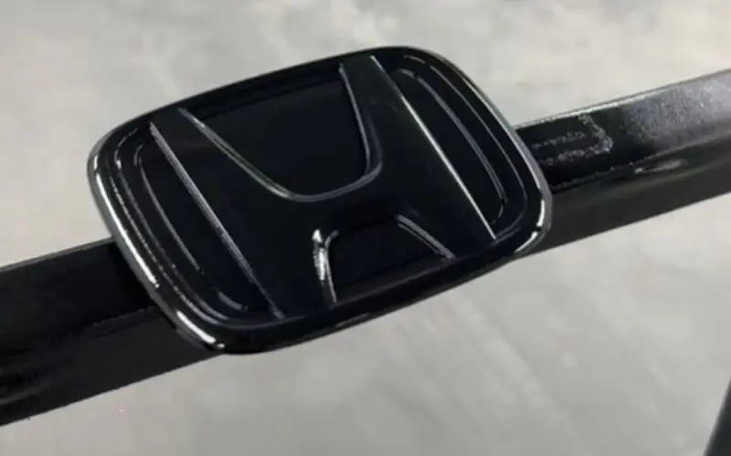 O que é Chrome Delete? Conheça essa Técnica Automotiva