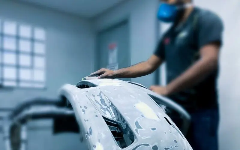 Pequenos reparos de funilaria e pintura: tipos e tecnologias