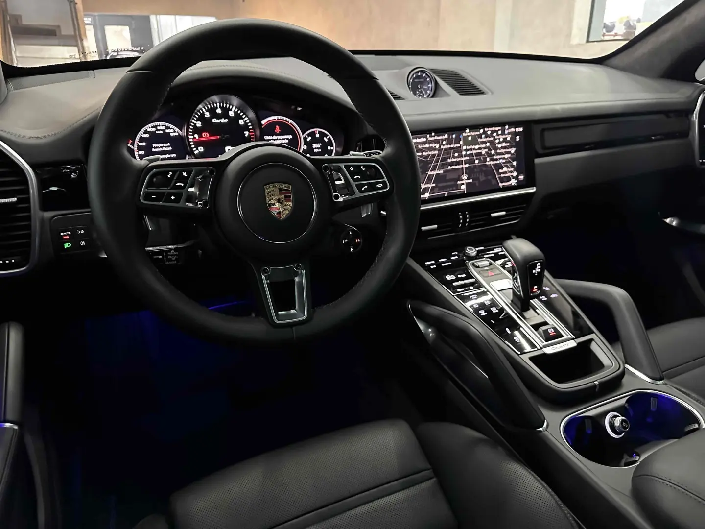 PORSCHE CAYENNE