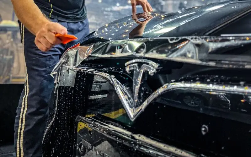 Quanto custa para colocar PPF no carro? O que influencia?