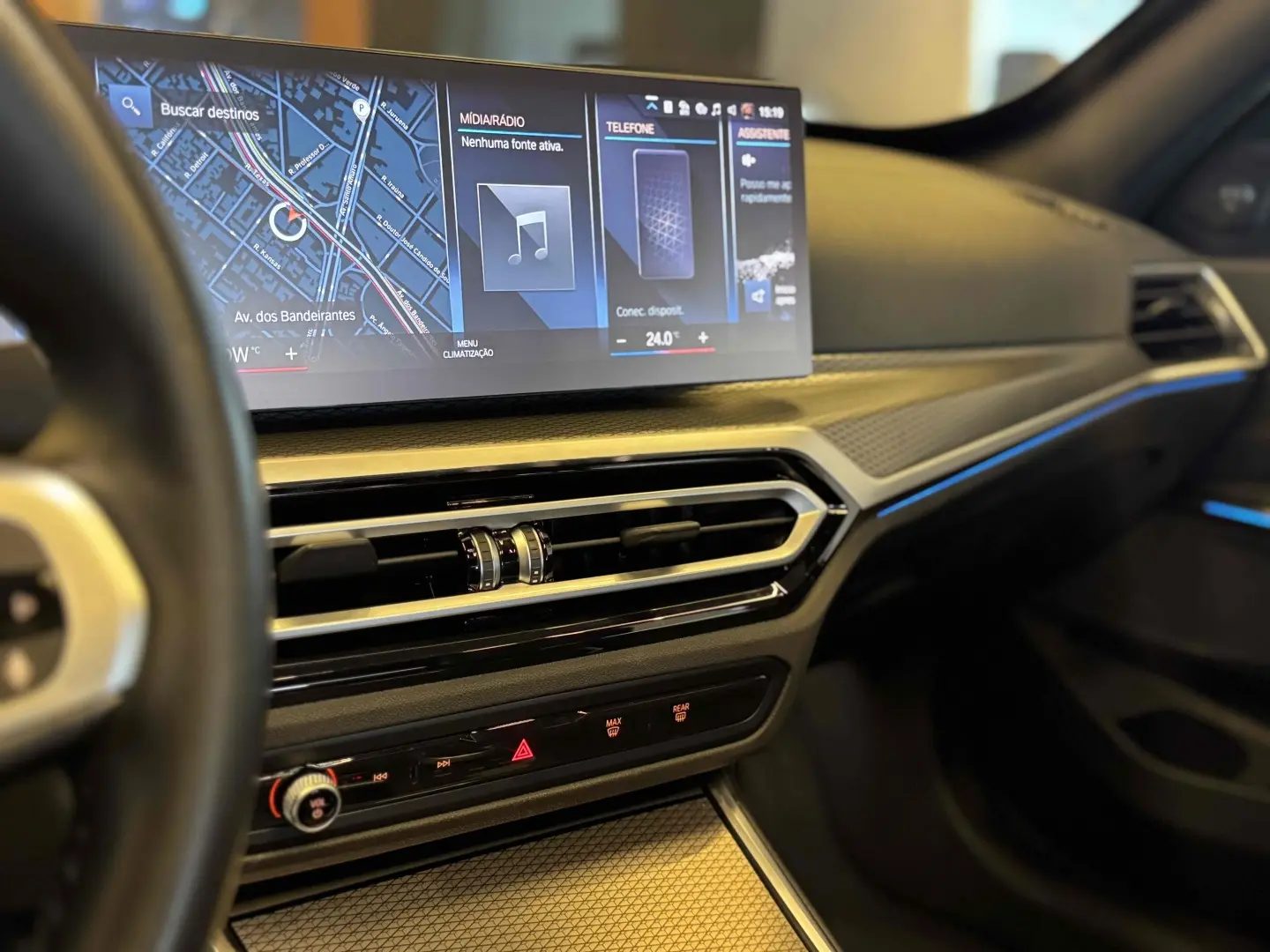 BMW 320I