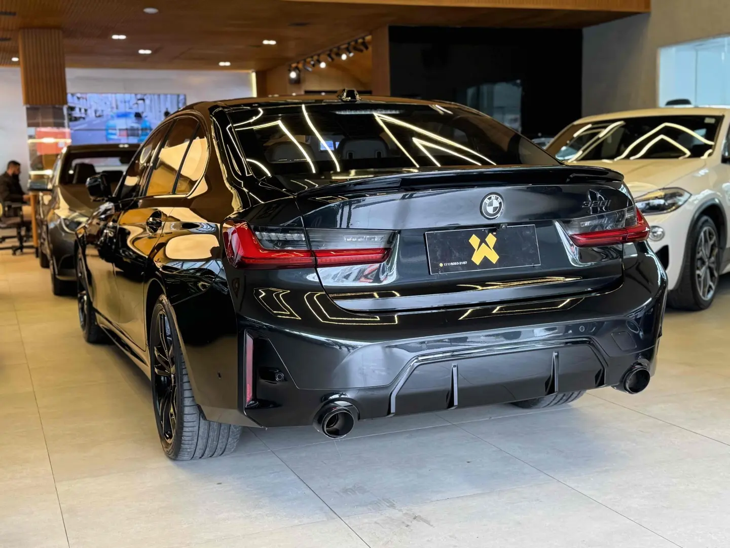 BMW 320I