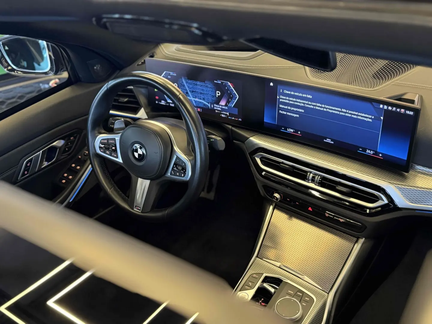 BMW 320I