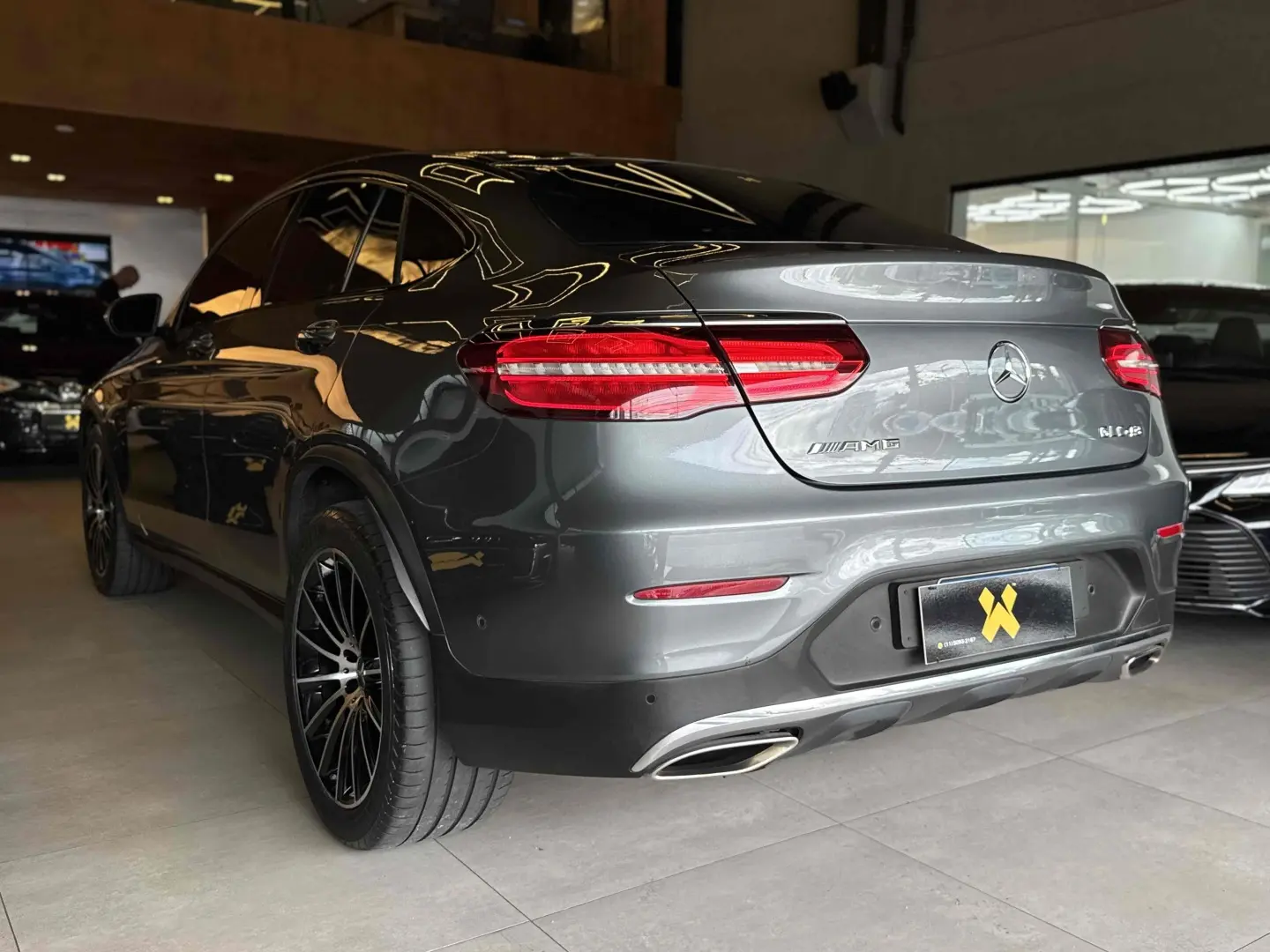 MERCEDES-BENZ GLC 250