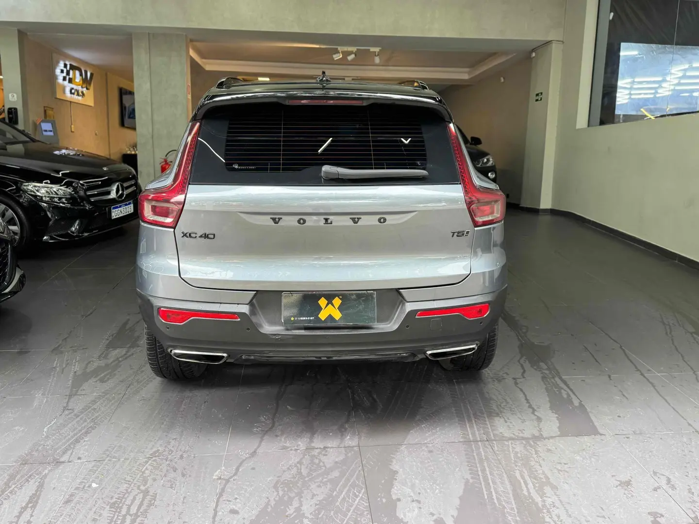 VOLVO XC40