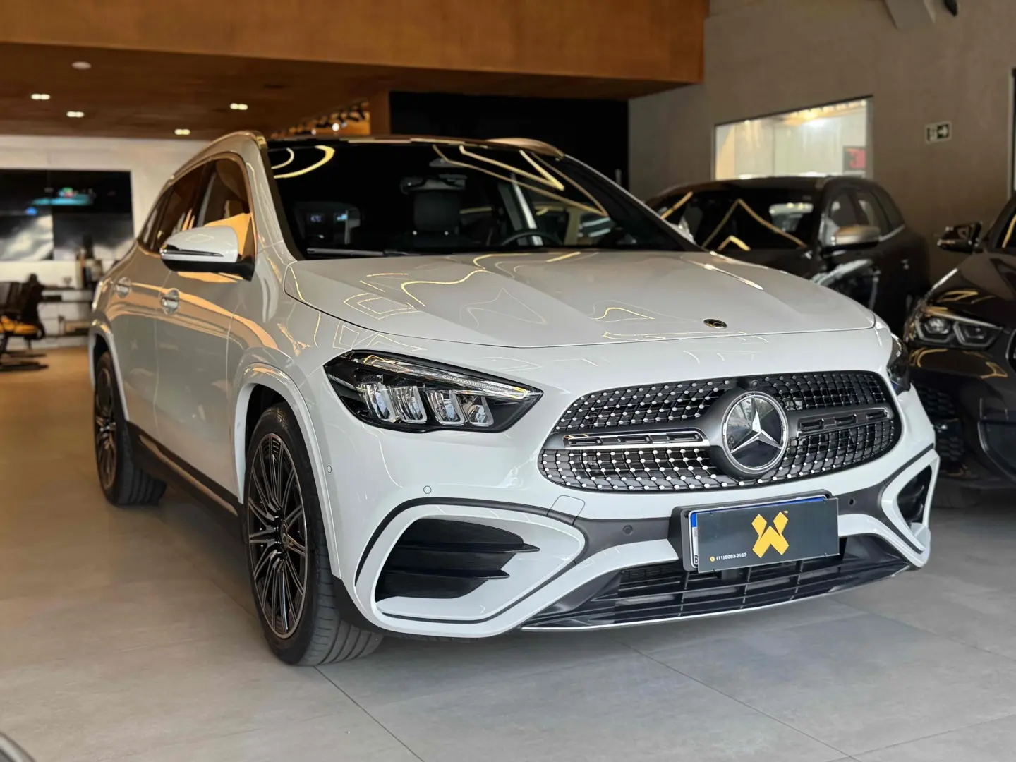 MERCEDES BENZ GLA 200