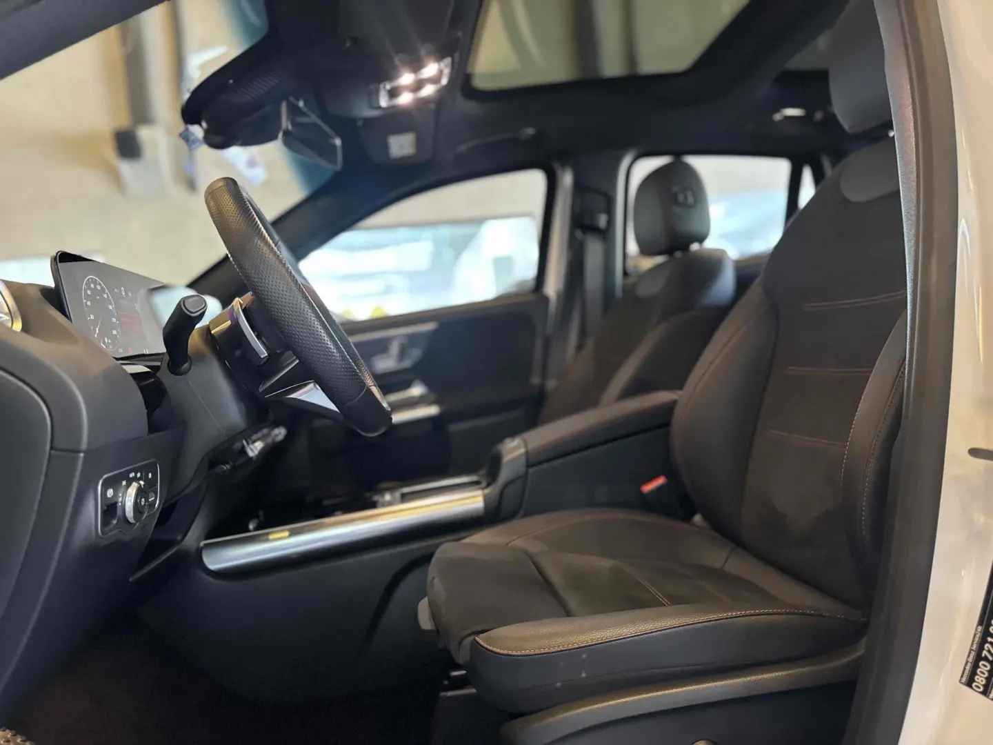 MERCEDES BENZ GLA 200