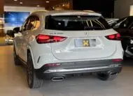 MERCEDES BENZ GLA 200