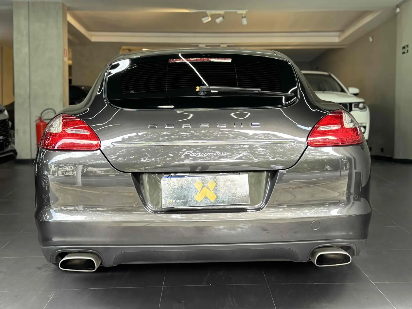 PORSCHE PANAMERA