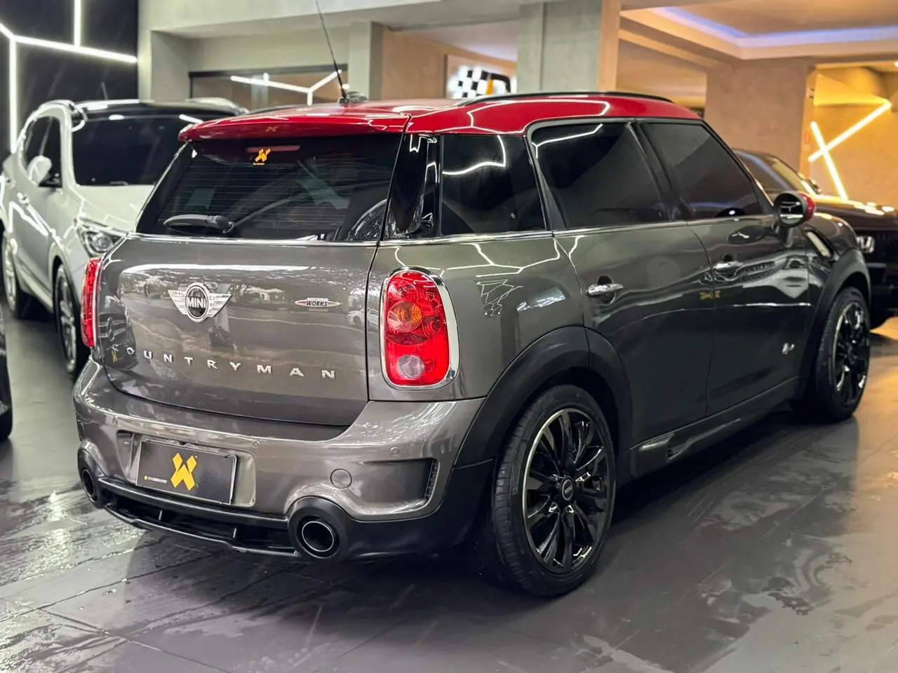 MINI COUNTRYMAN