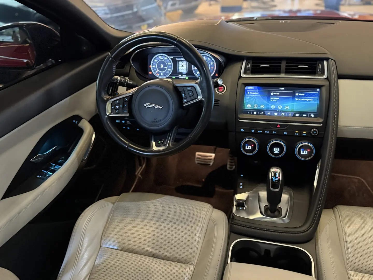 JAGUAR E-PACE