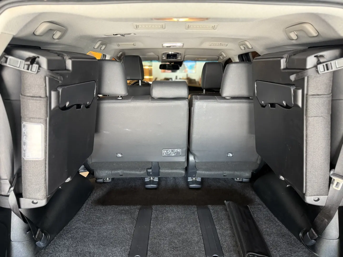TOYOTA HILUX SW4