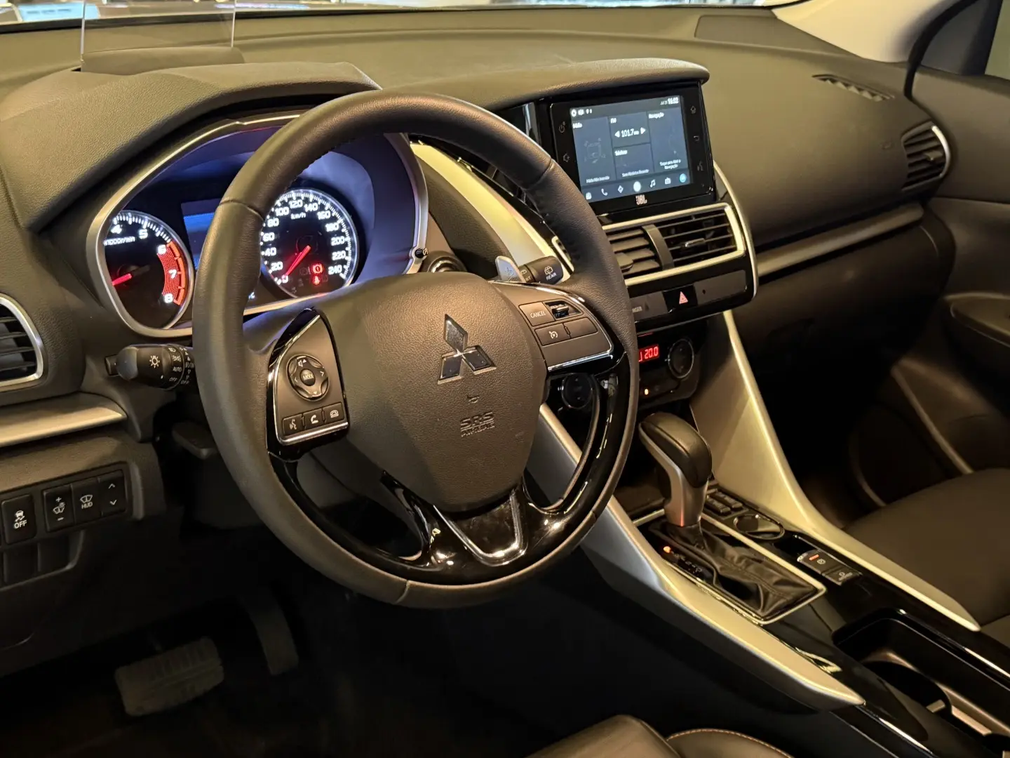 MITSUBISHI ECLIPSE CROSS