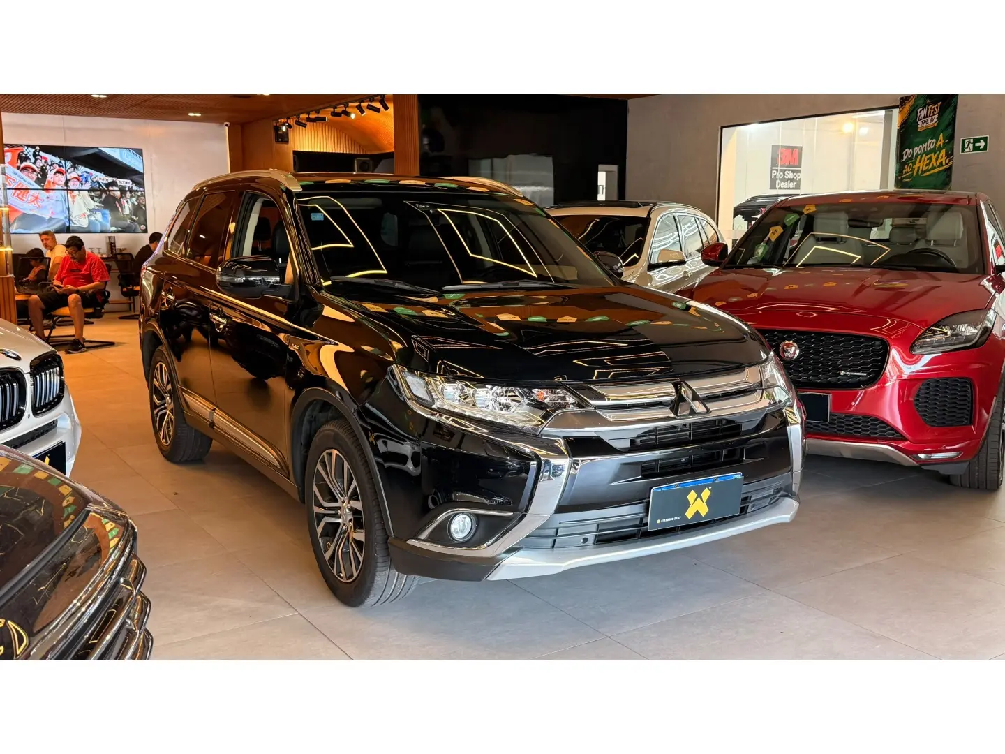 MITSUBISHI OUTLANDER